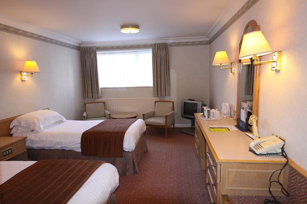 Swallow Churchgate Hotel Харлоу Стая снимка