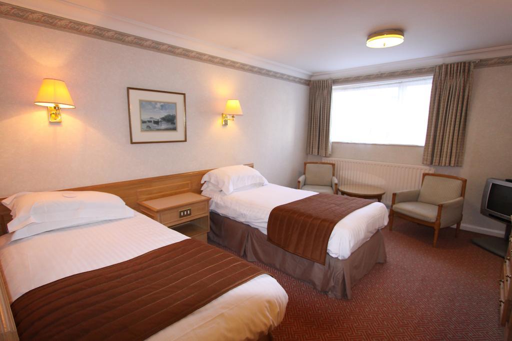 Swallow Churchgate Hotel Харлоу Стая снимка
