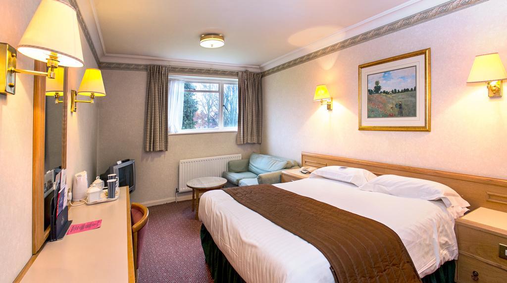 Swallow Churchgate Hotel Харлоу Стая снимка